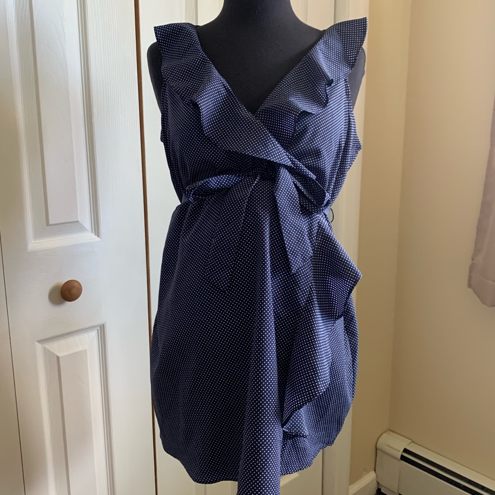 Like NEW MATERNITY top/blouse - size small